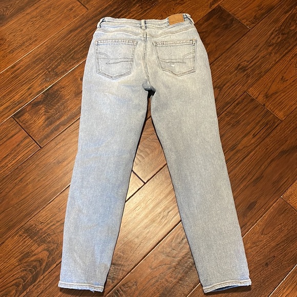AMERICAN EAGLE stretch mom jeans sz 0 - Picture 3 of 6